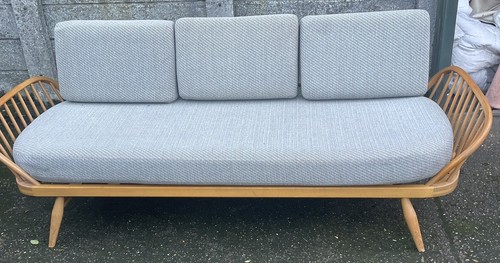 Stunning retro ercol - stunning,