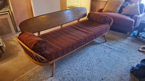 Vintage ercol studio - vintage, day